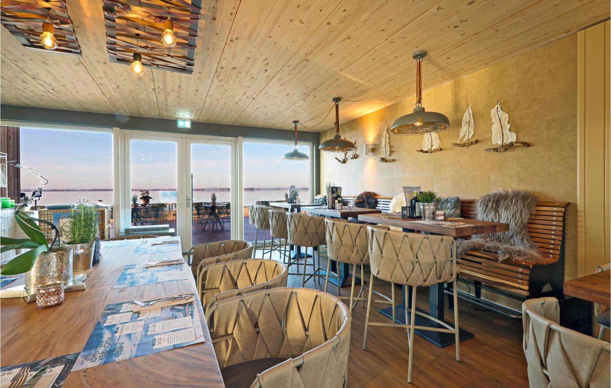 Penthouse Comfort Лембрух Экстерьер фото